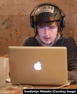 Kostantin Kliațkin în biroul Babylon'13, în timpul protestelor Maidan.