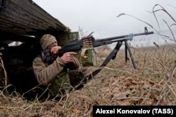 Російський загарбник під Запоріжжям. Кадр з відео, поширеного російським державним агенством ТАСС