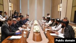 Өзбек жана ооган делегациялары. Ташкент. 26-июль.