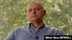 Sociologul Dan Jurcan atrage atenția că populația României va continua să scadă, dar principala problemă va fi îmbătrânirea, iar politicienii trebuie să asculte specialiștii și să pregătească strategii pentru anii grei ce vor urma.