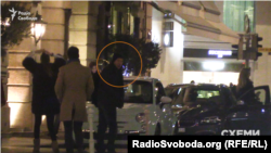 Віталій Хомутиннік прибув до готелю Four seasons