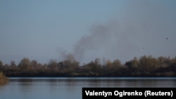 Також 77-річний херсонець отримав поранення кінцівок та грудної клітини, його шпиталізували