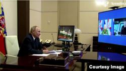 Володимир Путін відправляє у плавання фрегат, озброєний новою гіперзвуковою крилатою ракетою 