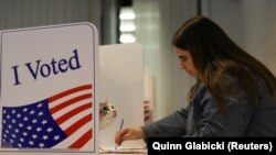 Пенсильваниянын Питтсбург шаарындагы шайлоочу добуш берүүдө, 5-ноябрь, 2024-жыл