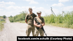 Віктор із сином Денисом на фронті