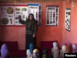 تصویر آرشیف: برنامه آگاهی دهی به کودکان در مورد ماین ها و مهمات منفجر ناشده در کابل