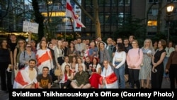 Сьвятлана Ціханоўская на сустрэчы зь беларускай дыяспарай у Нью-Ёрку. 23 верасьня 2025 году