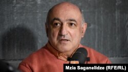 Борис Навасардян