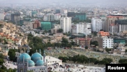 ساکنان کابل می‌گویند که آب وابسته به برق است و با قطع مکرر برق، نمی‌توانند نیازهای روزمره خود را رفع کنند.