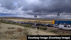 Черга на пункті перетину кордону Росії з Кахастаном, вересень 2022 року