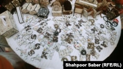 عکس له ارشیفه