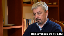 За словами Олександра Ткаченка, МКІП наразі не має точного переліку культурних цінностей, які викрали російські окупанти за час широкомасштабної війни