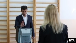 Гласањето на лидерот на ПП, Кирил Петков на вонредните избори во Бугарија