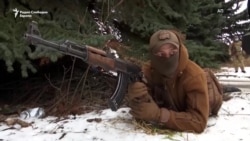 Украински екстремисти обучуваат доброволци во Киев