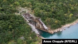 Изкуствени скали и бронирани врати. Тайните пристанища на бивша Югославия