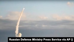 Сам Єнс Столтенберг наразі не коментував повідомлення про російську ракету у небі над членом НАТО Румунією