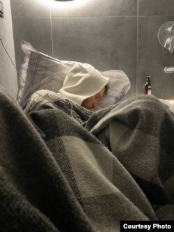 Ночівля у ванній