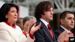 Саломе Зурабишвили, Ираклий Кобахидзе и Шалва Папуашвили, 26 мая 2024 года