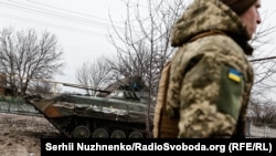 Украински војници на фронтот во близина на Соледар, регионот Доњецк