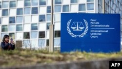 «Європейський Союз і члени МКС повинні тиснути на Угорщину, щоб вона переглянула це рішення, враховуючи критично важливу роботу суду по всьому світу», – заявили правозахисники