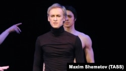 Игор Зеленски в една от появите си на сцена