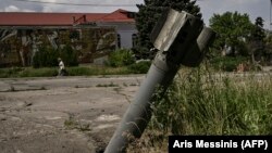 За словами голови облради, цього тижня через щоденні обстріли пошкоджені півтора десятка споруд, серед них – будинки і навчальні заклади (фото ілюстраційне)