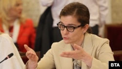 Външната министърка в оставка Теодора Генчовска. Снимката е архвна