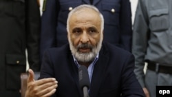 د افغانستان د مذاکره کوونکي هیئت مشر محمد معصوم ستانکزي وویل چې د طالبانو حملو د دواړو لوریو ترمنځ د بې باورۍ فضا ایجاده کړې ده.