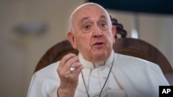 Հռոմի Պապ Ֆրանցիսկոս, արխիվ