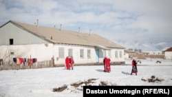 Some of the Pamir Kyrgyz returnees ended up going back to Afghanistan, saying they found it difficult to adapt to the way of life in Kyrgyzstan.