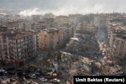 زلزله مرگبار روز دوشنبه آسیب های فراوانی به حداقل ده شهر ترکیه وارد کرده است