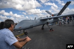 Әуе техникалары көрмесінде тұрған түркиялық ANKA әскери дроны. Стамбұл, 20 қыркүйек, 2018 жыл.