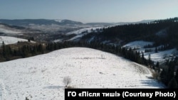 Урочище Гринів на околиці Турки. У січні 1942 року тут розстріляли 880 євреїв. Кадр з фільму «Безголосся», надано ГО «Після тиші»