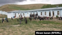 آرشیف، یک مکتب در شمال افغانستان