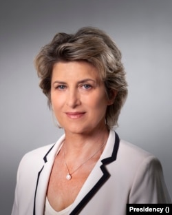 Весела Лечева