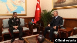 Թուրքիայի և Ադրբեջանի պաշտպանության նախարարներ Հուլուսի Աքար և Զաքիր Հասանով, արխիվ