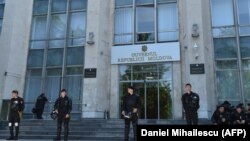 Peste 2 mii de posturi vacante sunt în cadrul Ministerului Afacerilor Interne