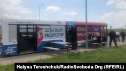 Місце вакцинування, що 30 км від пункту пропуску Краківцеь-Корчова на українсько-польському кордоні