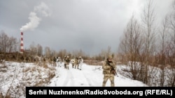 «Наразі ми перебуваємо на першому етапі – розгортання бригад і батальйонів за штатом мирного часу. Їх буде 10 тисяч осіб»