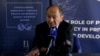 Politologul american Francis Fukuyama la o întâlnire cu jurnaliștii, la Chișinău, 14 septembrie 2022