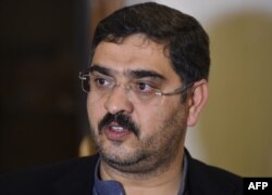 انورالحق کاکړ، نخست وزیر حکومت موقت پاکستان