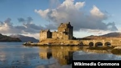 Шотландиядагы байыркы сепил.