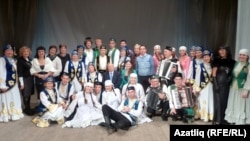 "Умырзая" ансамбле Казан кунаклары белән