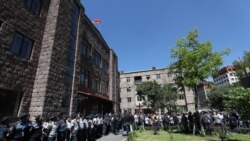 Պատերազմի զոհերի ու անհետ կորածների հարազատները պահանջում են չեղարկել դատական նիստերը դռնփակ անցկացնելու որոշումը