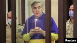 Міхэіл Саакашвілі ў судзе. Архіўнае фота