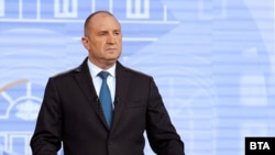 Румен Радев по време на дебата с Анастас Герджиков в БНТ