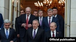 Кыргызстан Евразиялык экономикалык биримдикке 2015-жылдан бери мүчө.