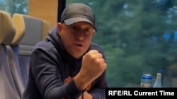 Александр Вабикс угрожает попутчикам