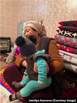 Будалыктагы чоң эне.