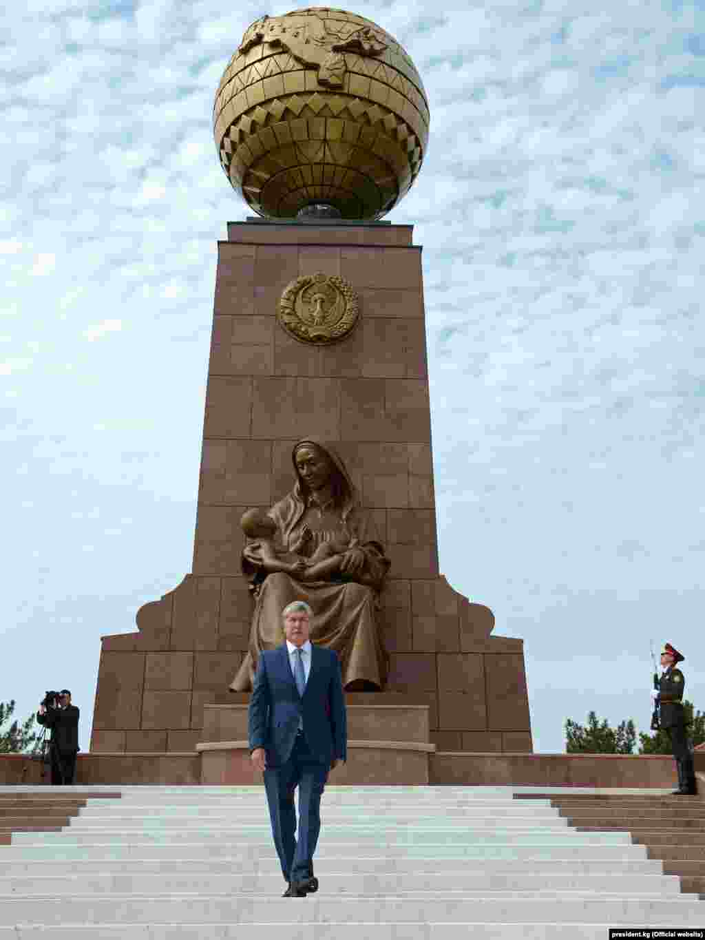 Алмазбек Атамбаев.&nbsp;